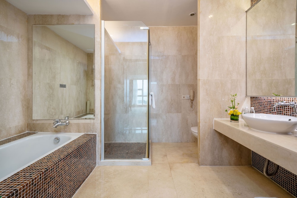 Oriental Ginza Hotel Shenzhen (ex Grand Mercure Shenzhen Oriental Ginza) 47/50