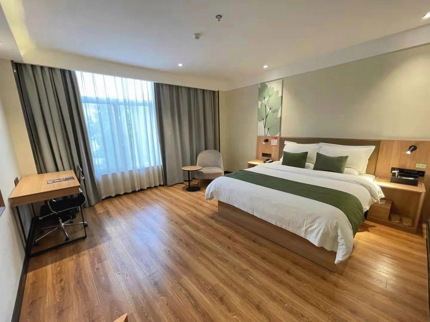 SUPERIOR, DOUBLE BED