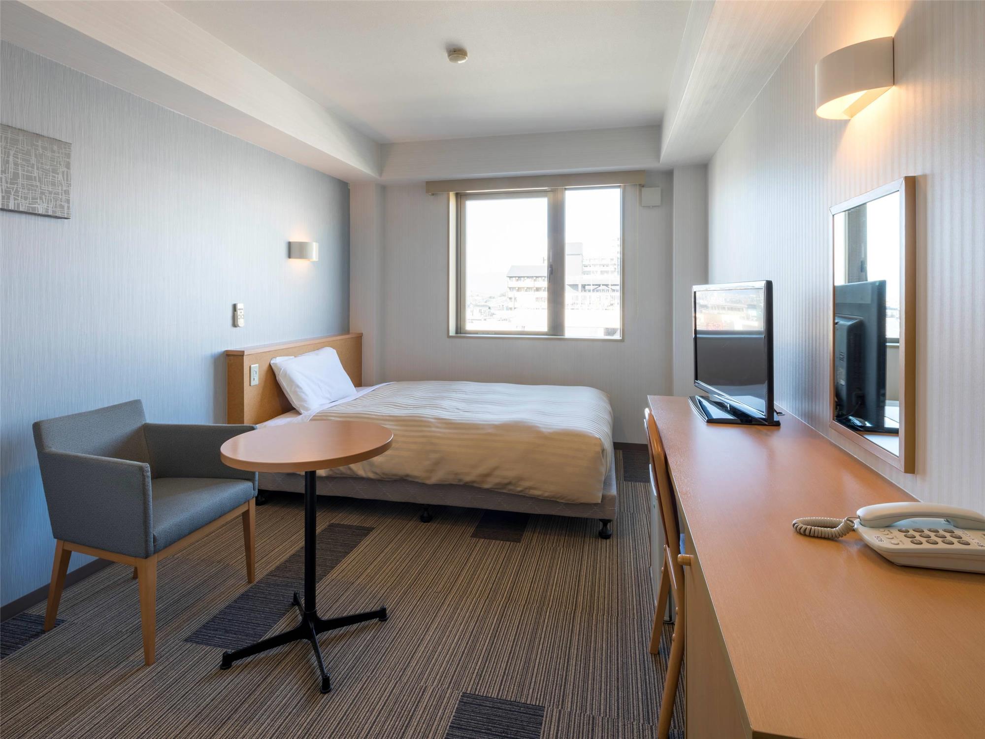 Room, Double Bed