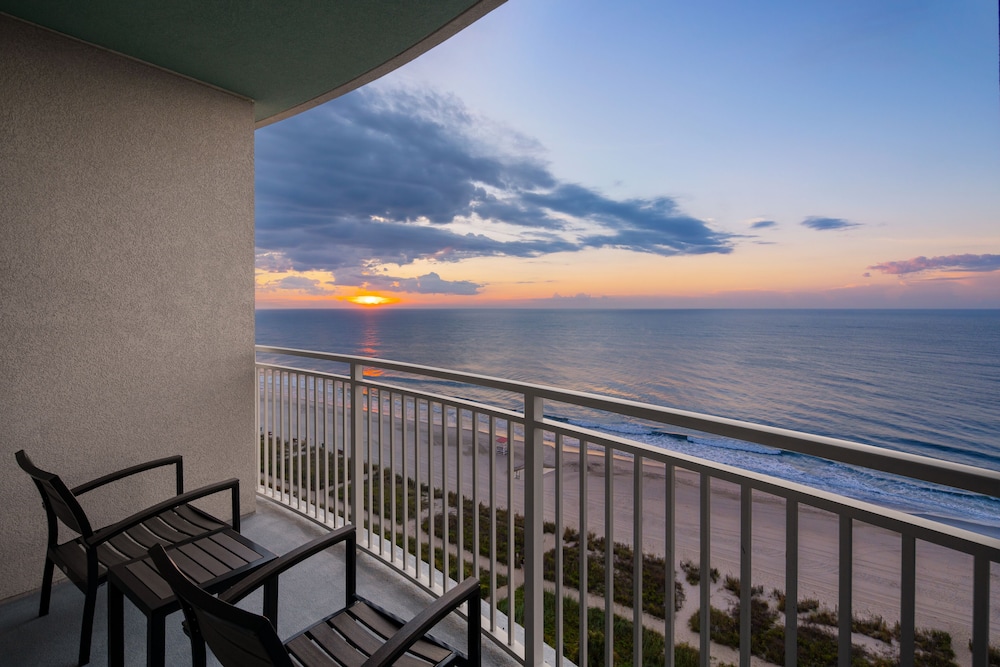 Courtyard by Marriott Myrtle Beach Oceanfront 42/48