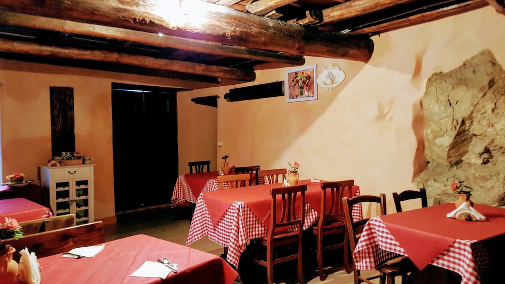 ALBERGO DIFFUSO BORGO SANTA CATERINA 45/68