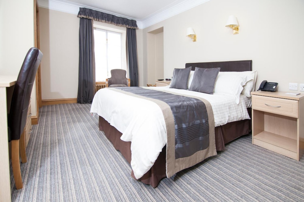 Best Western Burnett Arms Hotel 9/23
