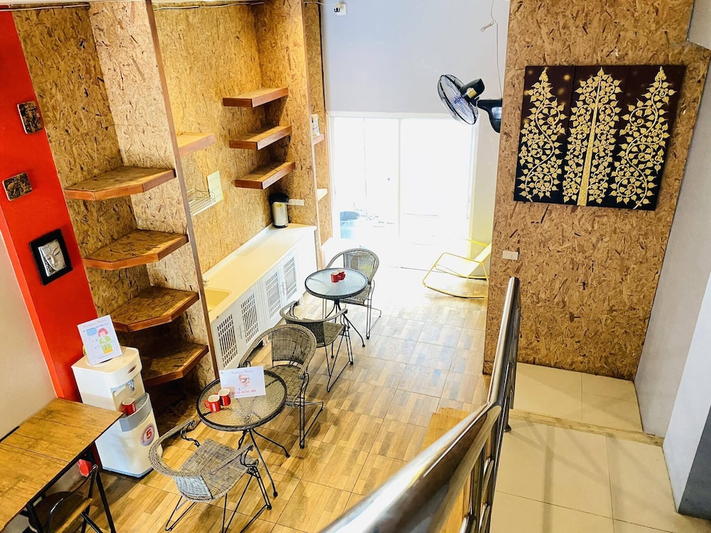 Frutta Hostel - Adults Only 36/48
