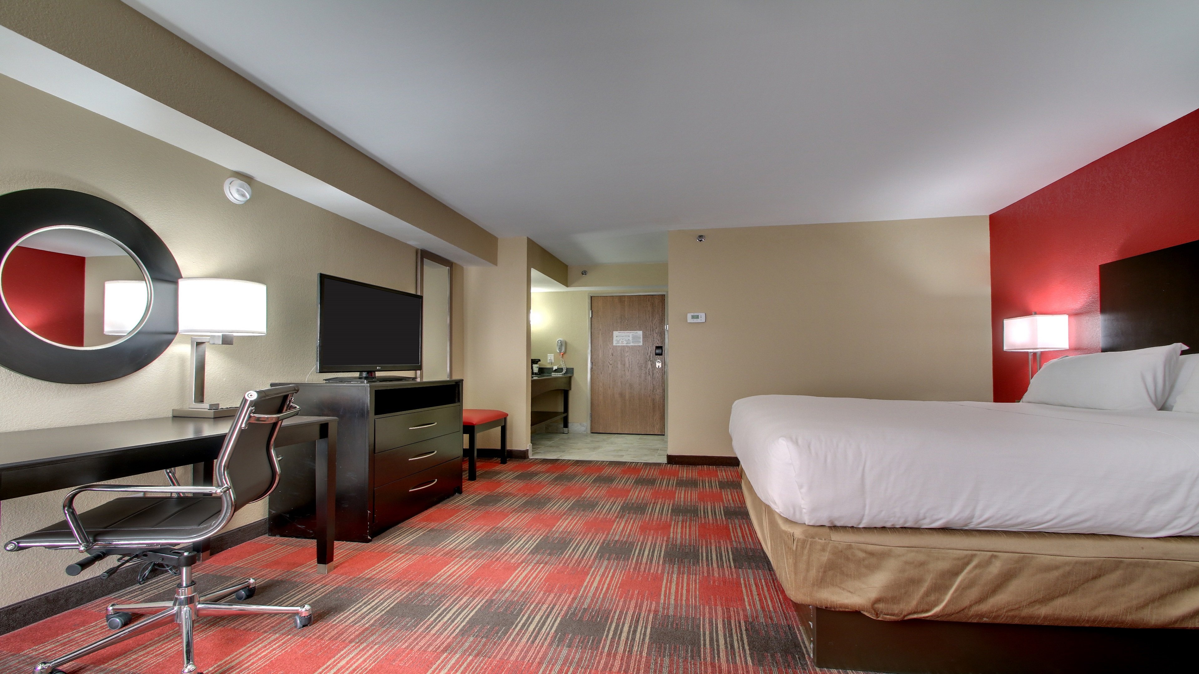 Holiday Inn Express Suites Jackson Downtown Coliseum 18/49