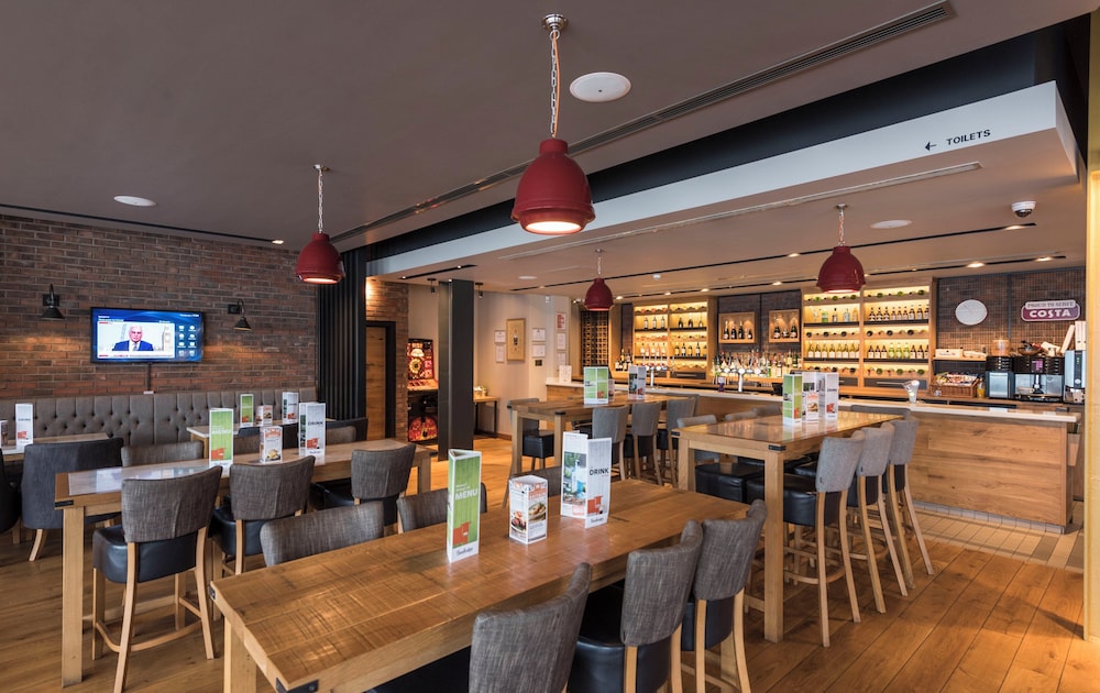 Premier Inn Birmingham South Longbridge 24/38
