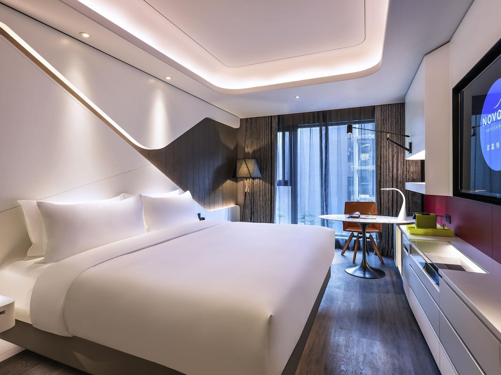 Novotel Yangzhou Slender West Lake 16/60