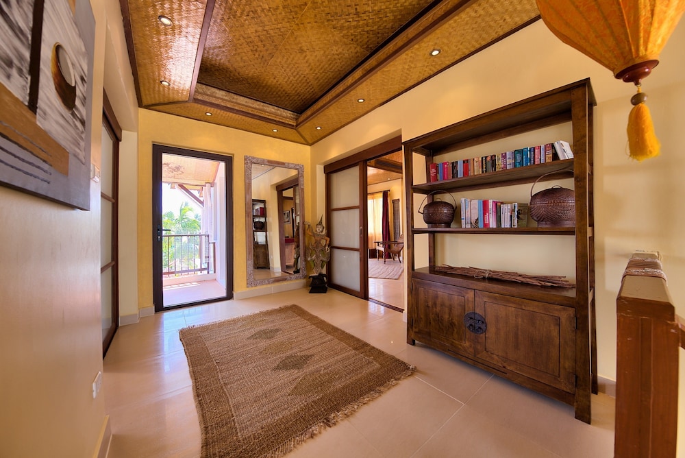 Baan Buaa - 3 Bedroom Beach Side Villa 40/50