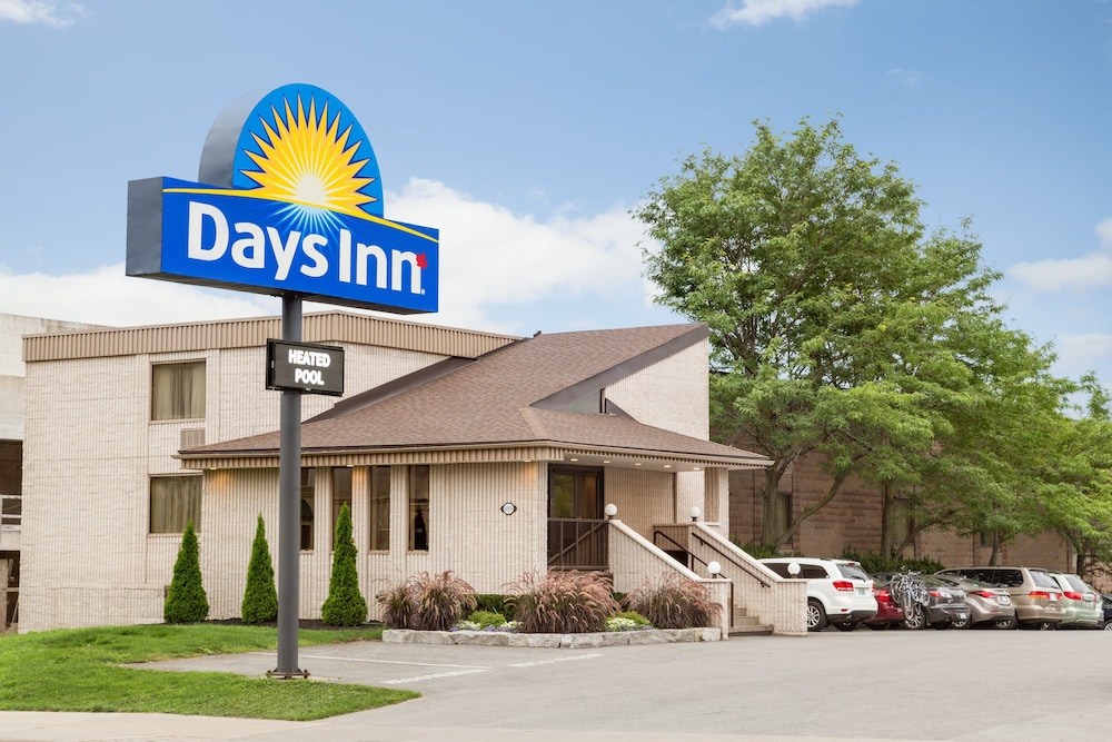 Days Inn by Wyndham Fallsview photo5
