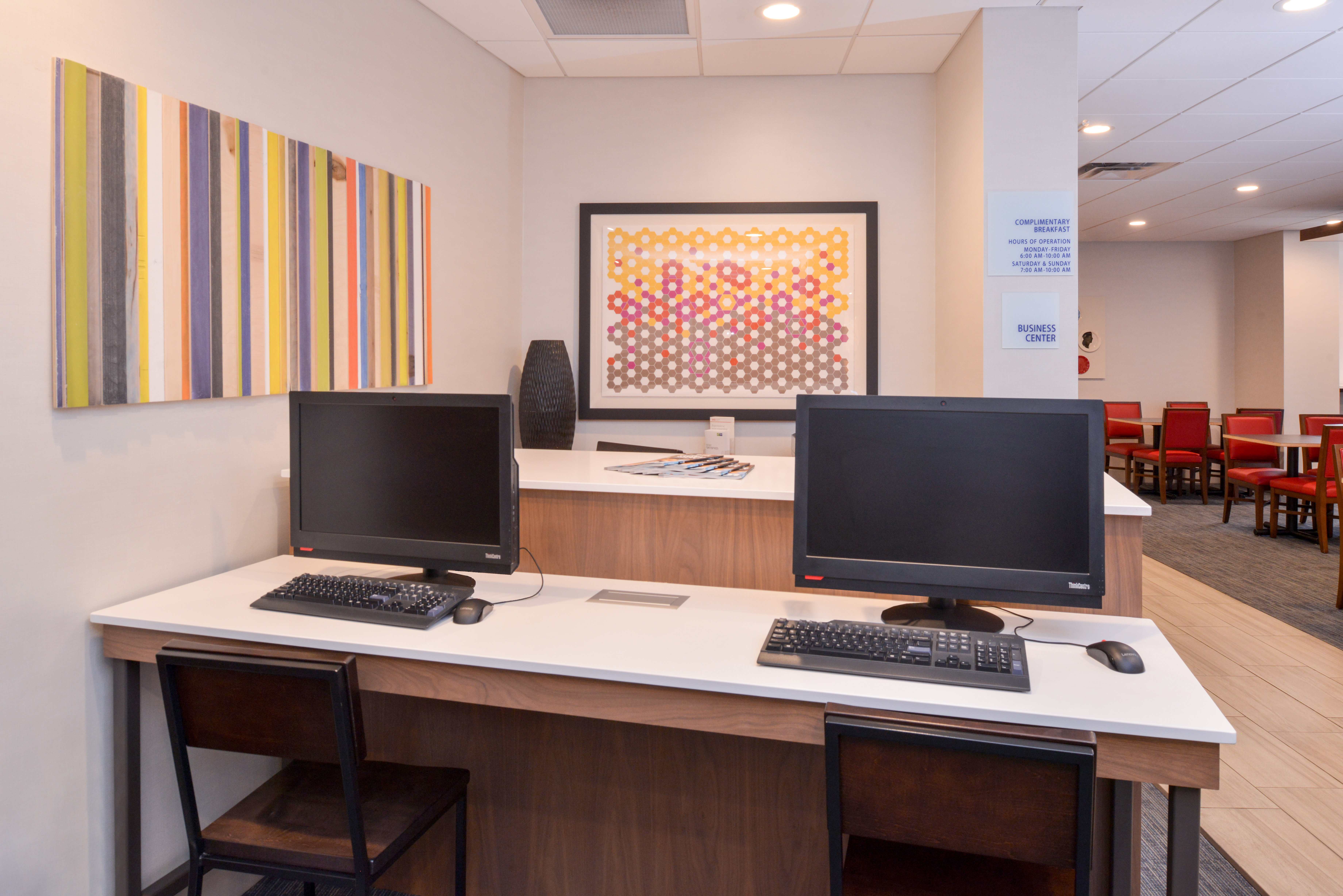 Holiday Inn Express Hotel and Suites Indianapolis Downtown Convention Center Area 45/48