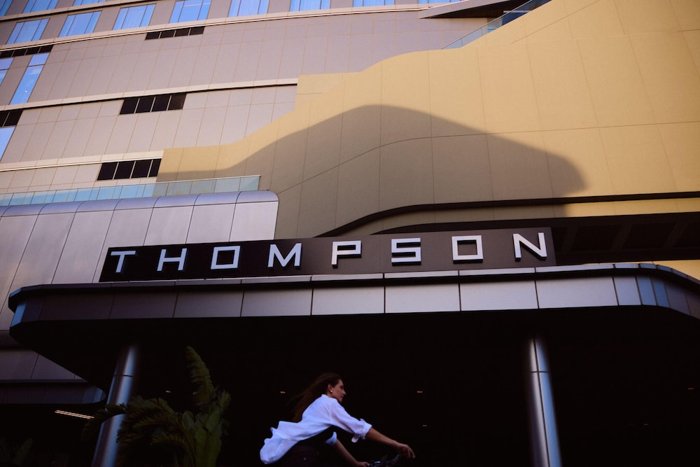 Thompson Houston, by Hyatt 3/72
