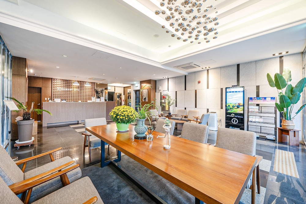 Brown-Dot Hotel Daegu Hyukshin Doshi 14/50