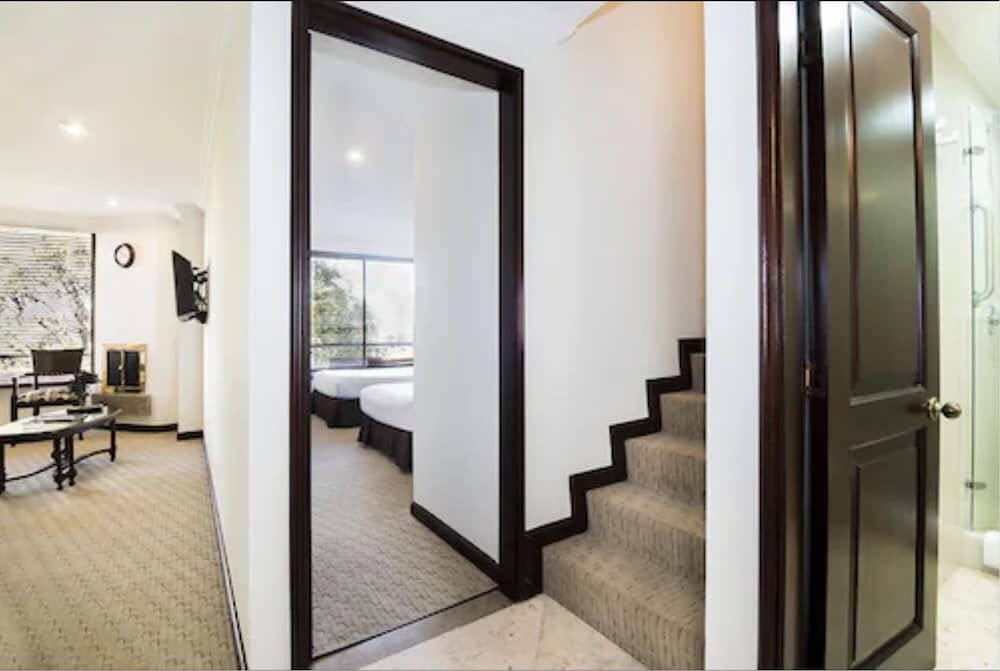 Hotel 101 Park House 33/88