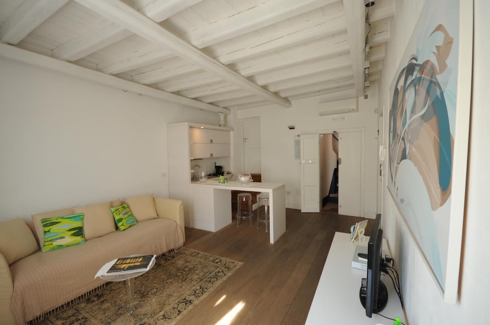 Suite Home Trani 34/50