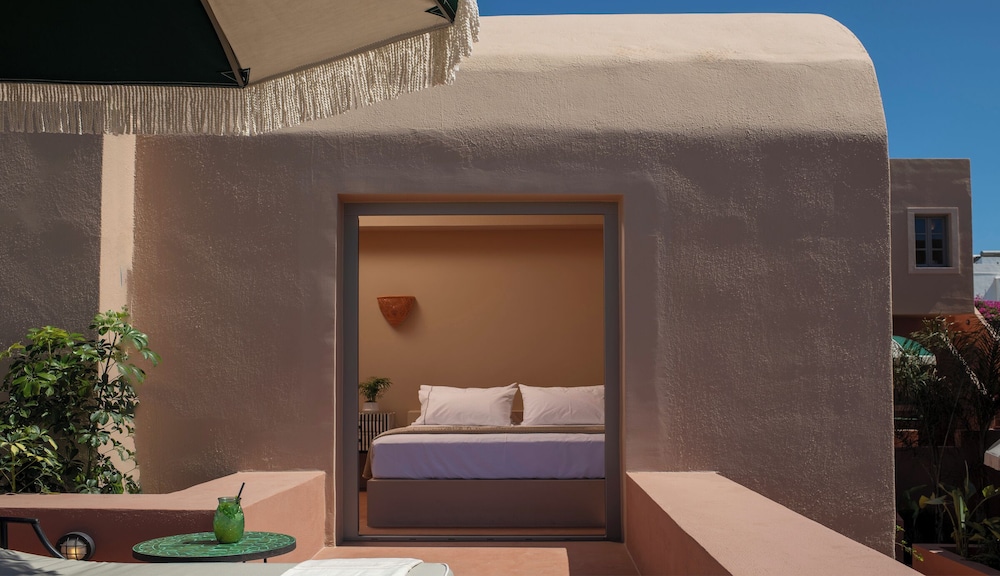 Terra Verde Oia by K&K 12/59