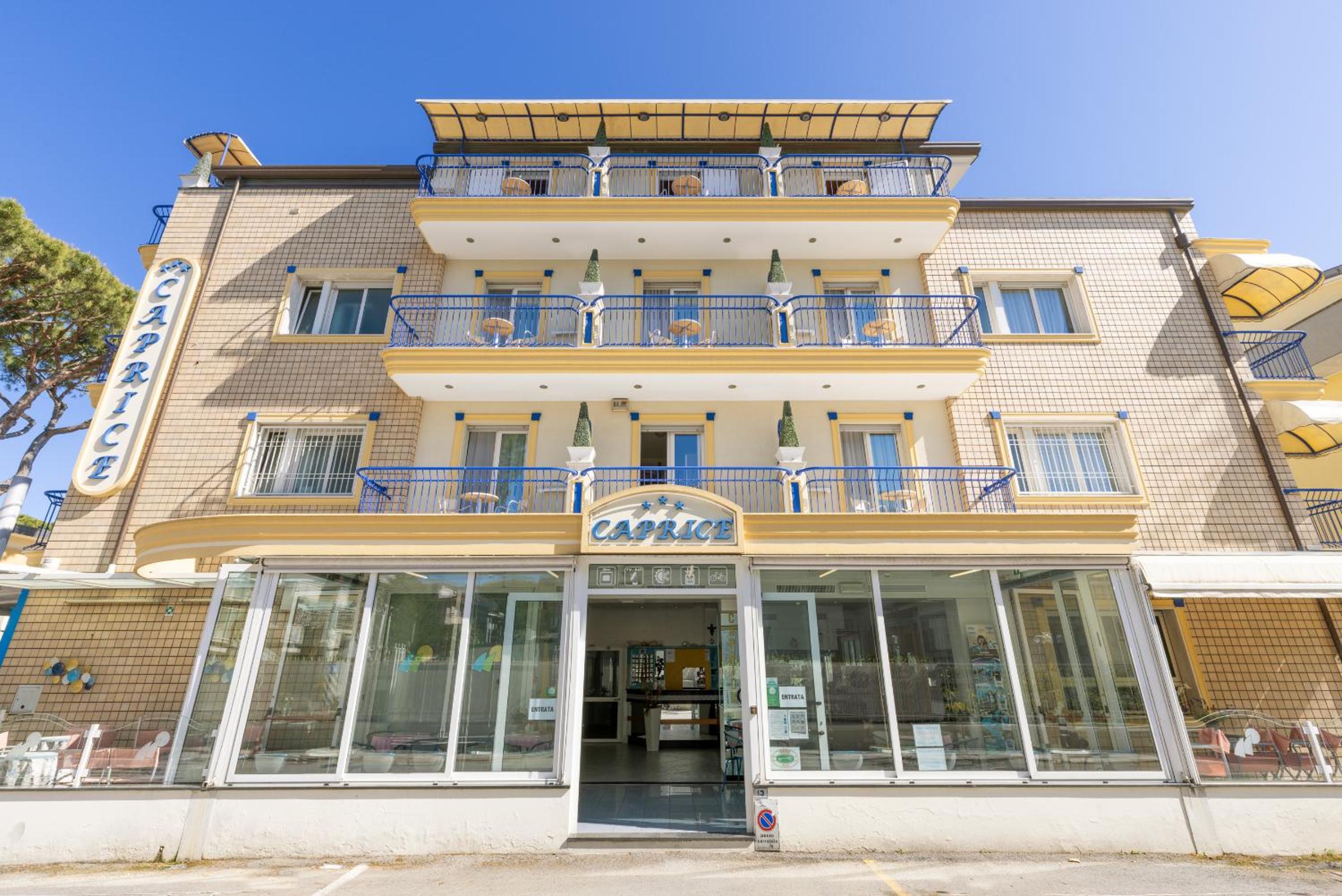 Hotel Caprice 2/50