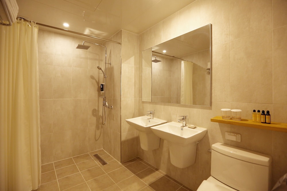 Palgong Emillia Hotel 19/34