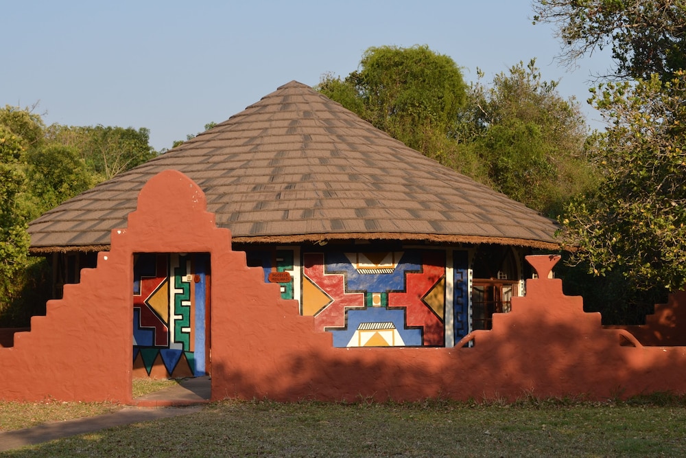 Gooderson Dumazulu Lodge and Traditional Village 26/50