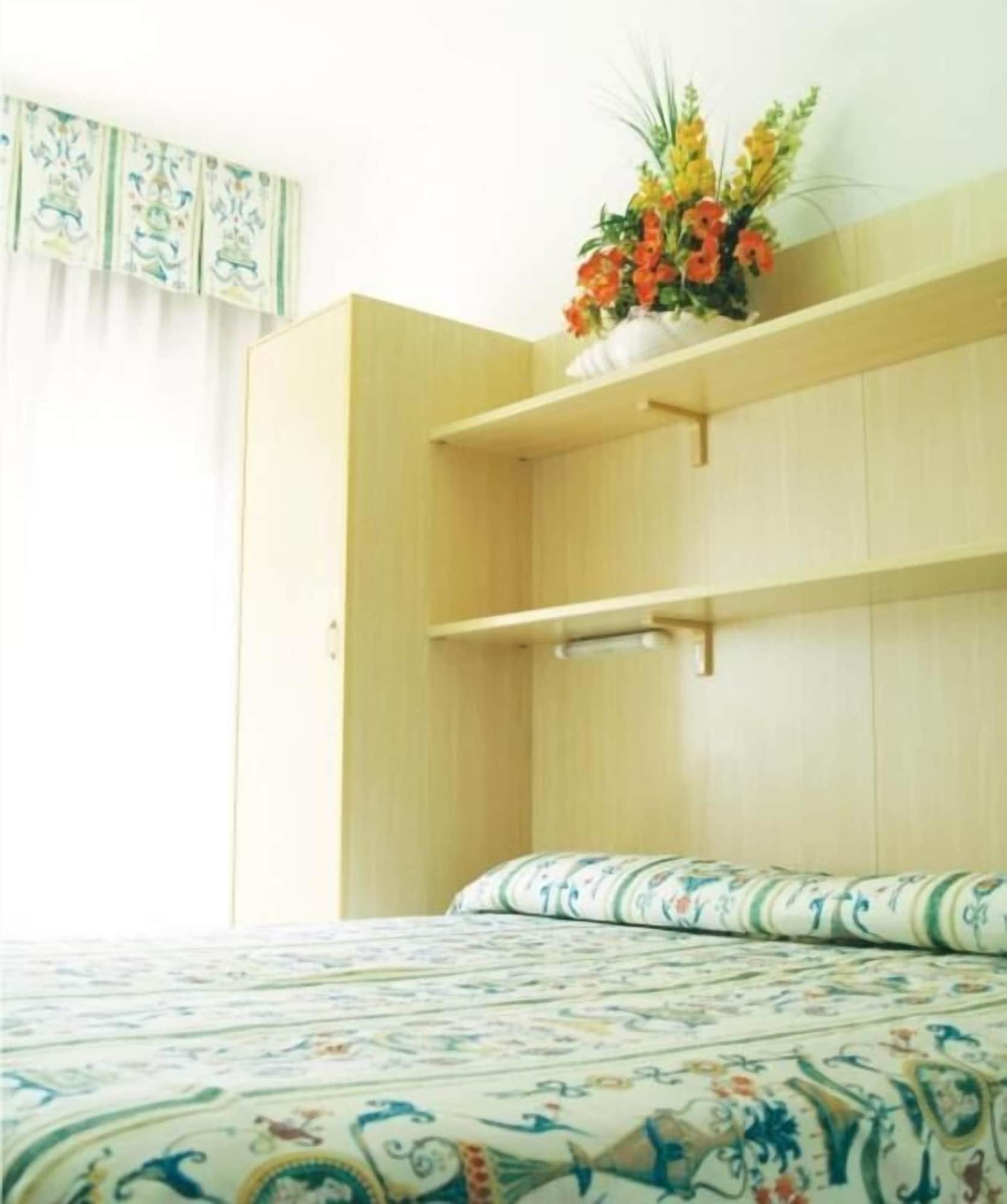 Hotel Fabris 24/36