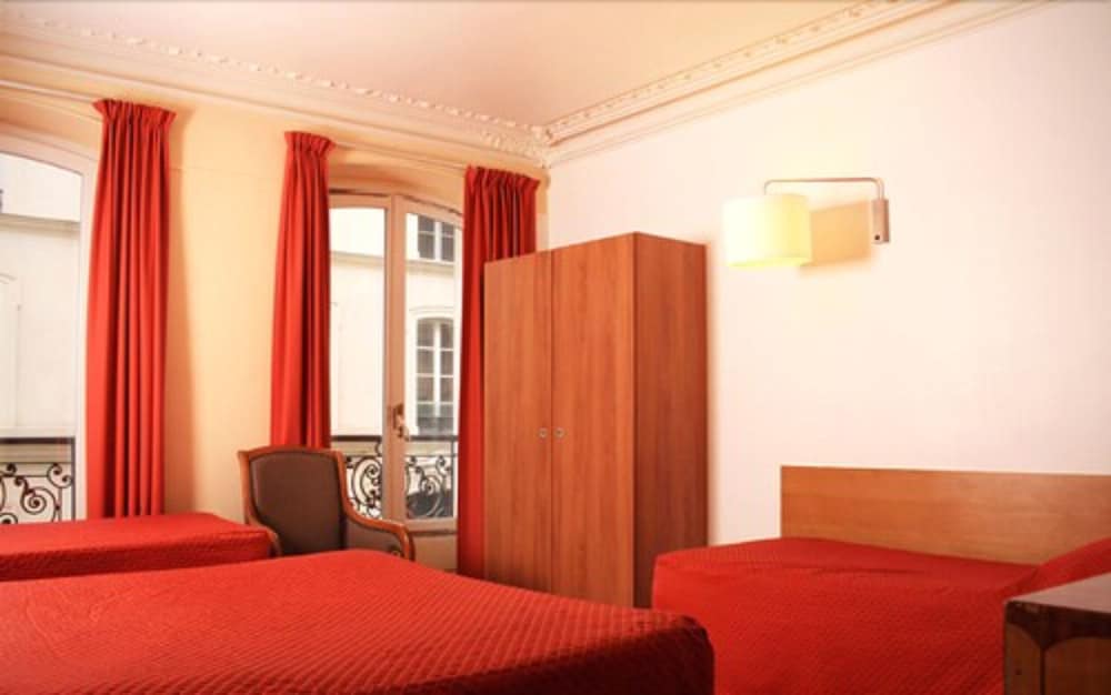 Hotel Marignan 52/67