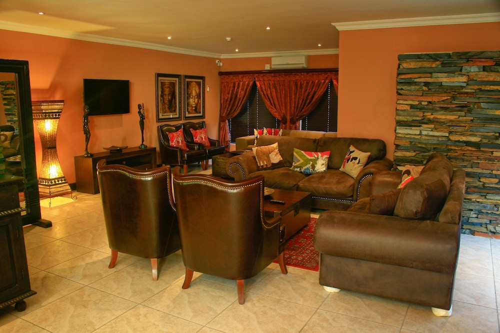 Eco Park Lodge 26/45