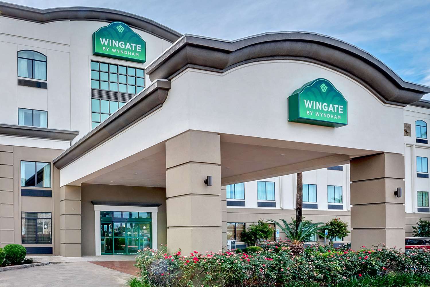 Hotel Willowbrook 1/25