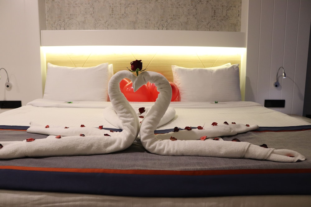 DES'OTEL 13/50
