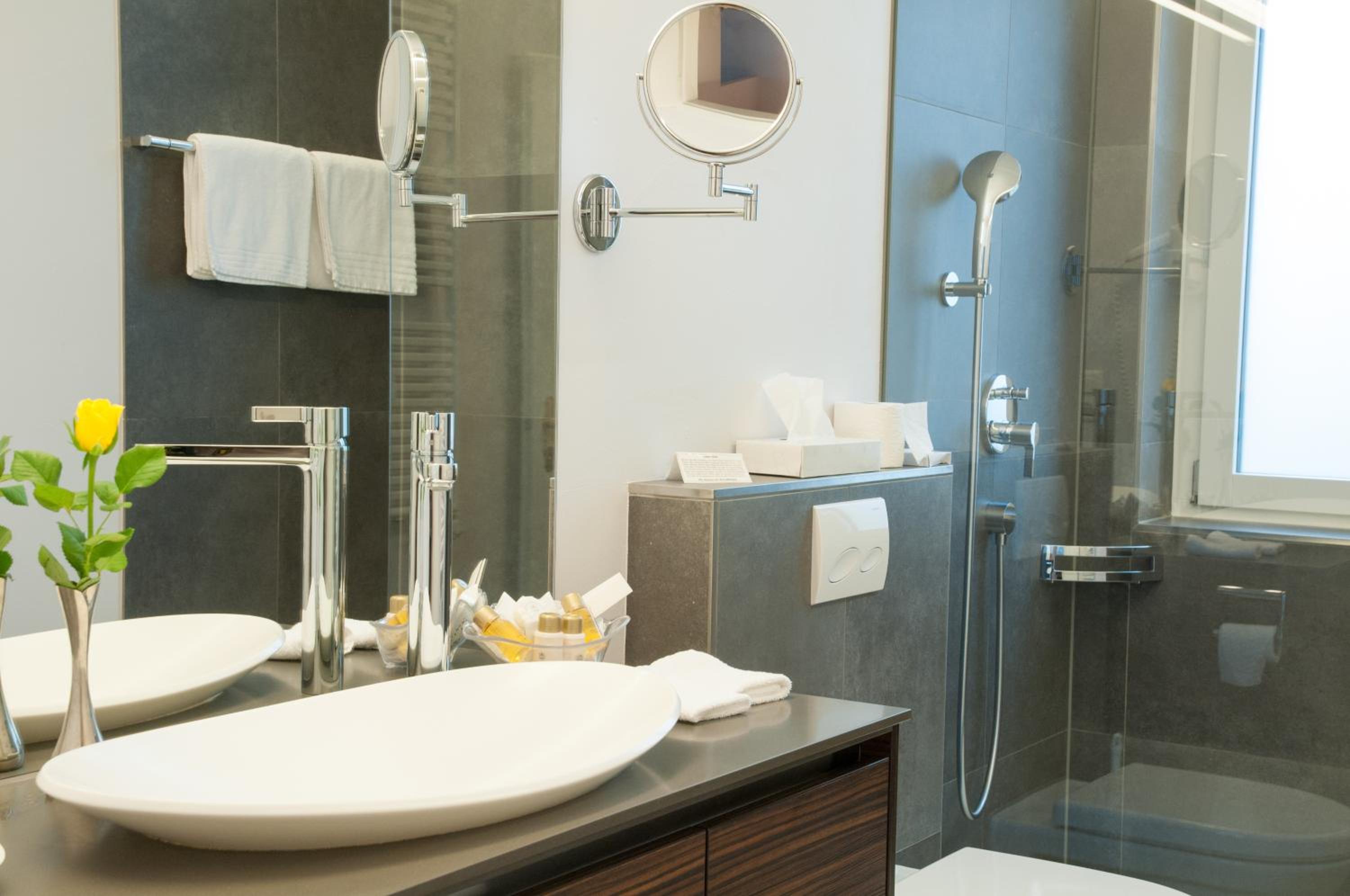 Room, Single, Village View، Romantik Hotel Beau Rivage 3/14