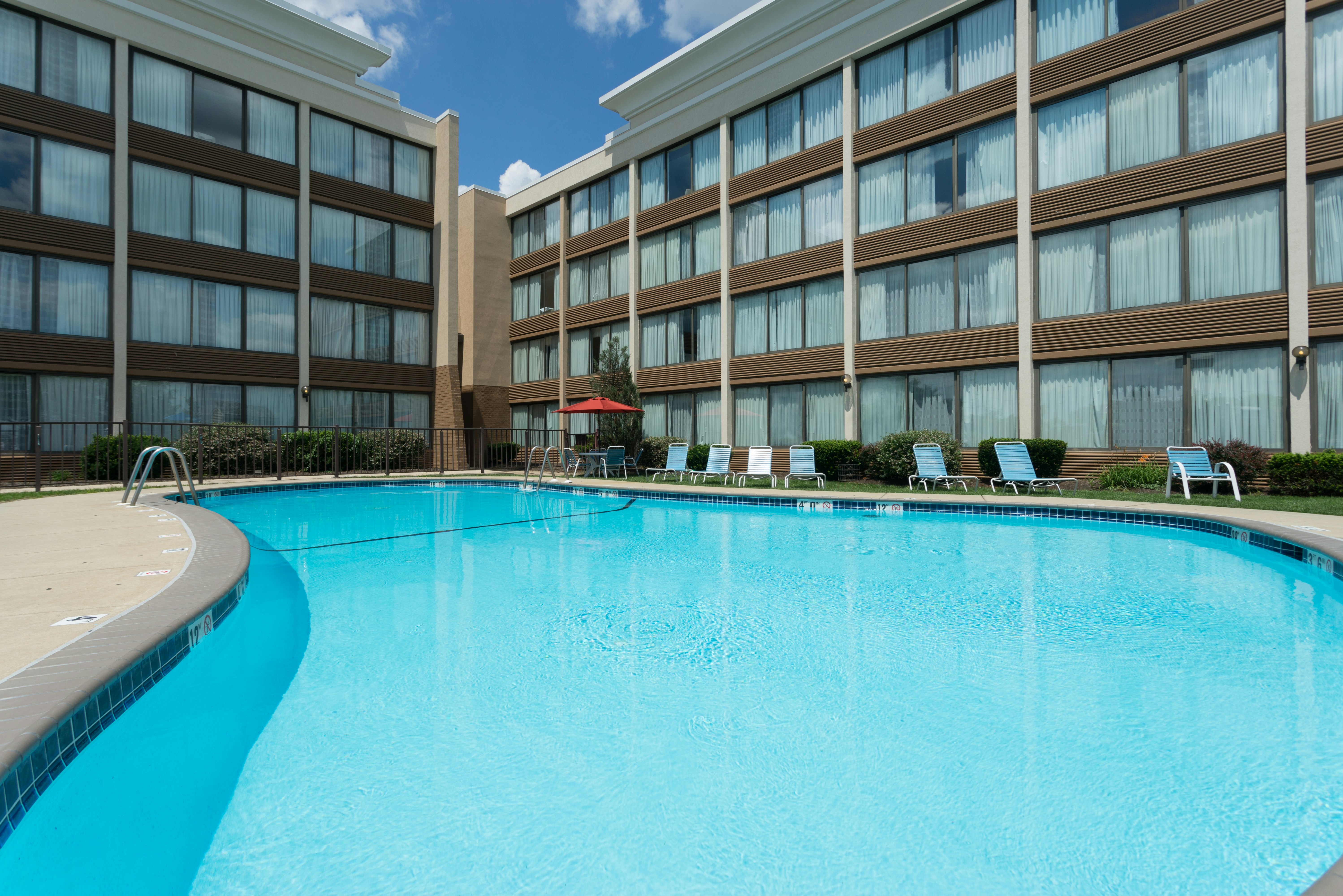 Holiday Inn Harrisburg - Hershey Area, I-81 by IHG 42/76