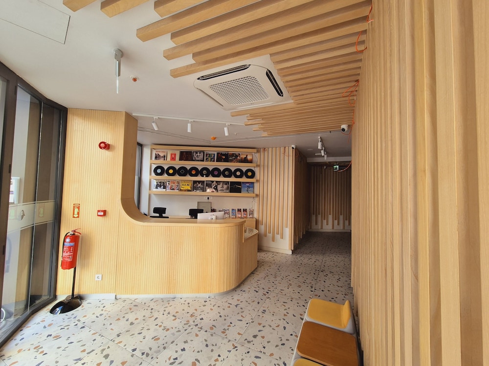Bird Nest Suites 10/47