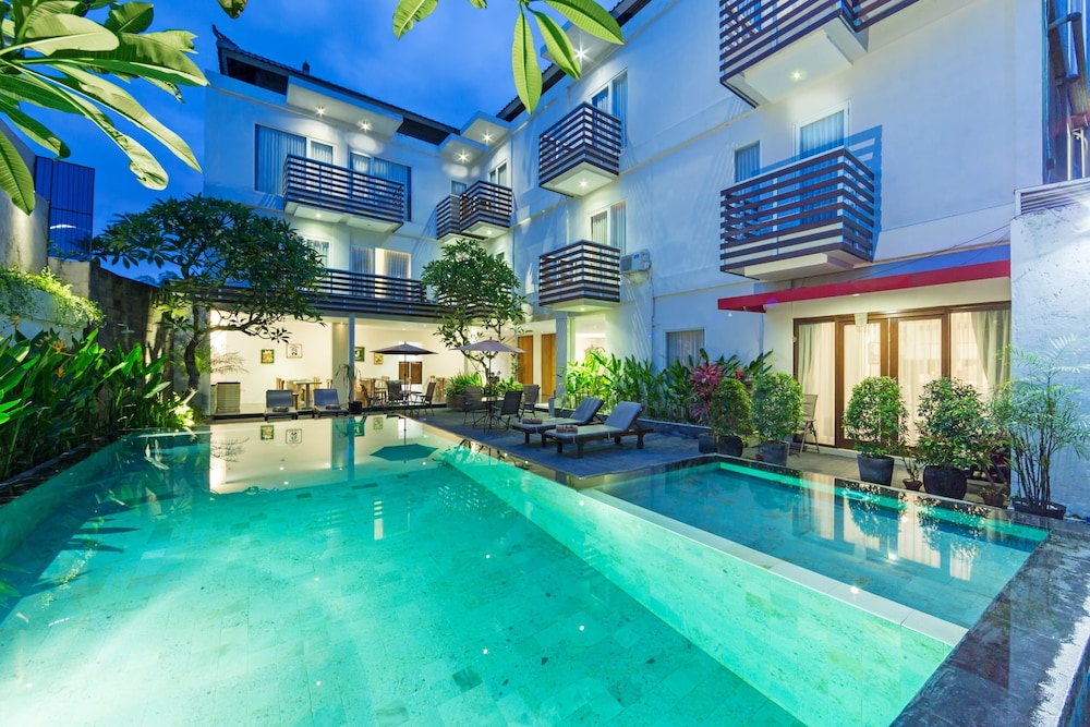 THE RINAYA CANGGU 43/49