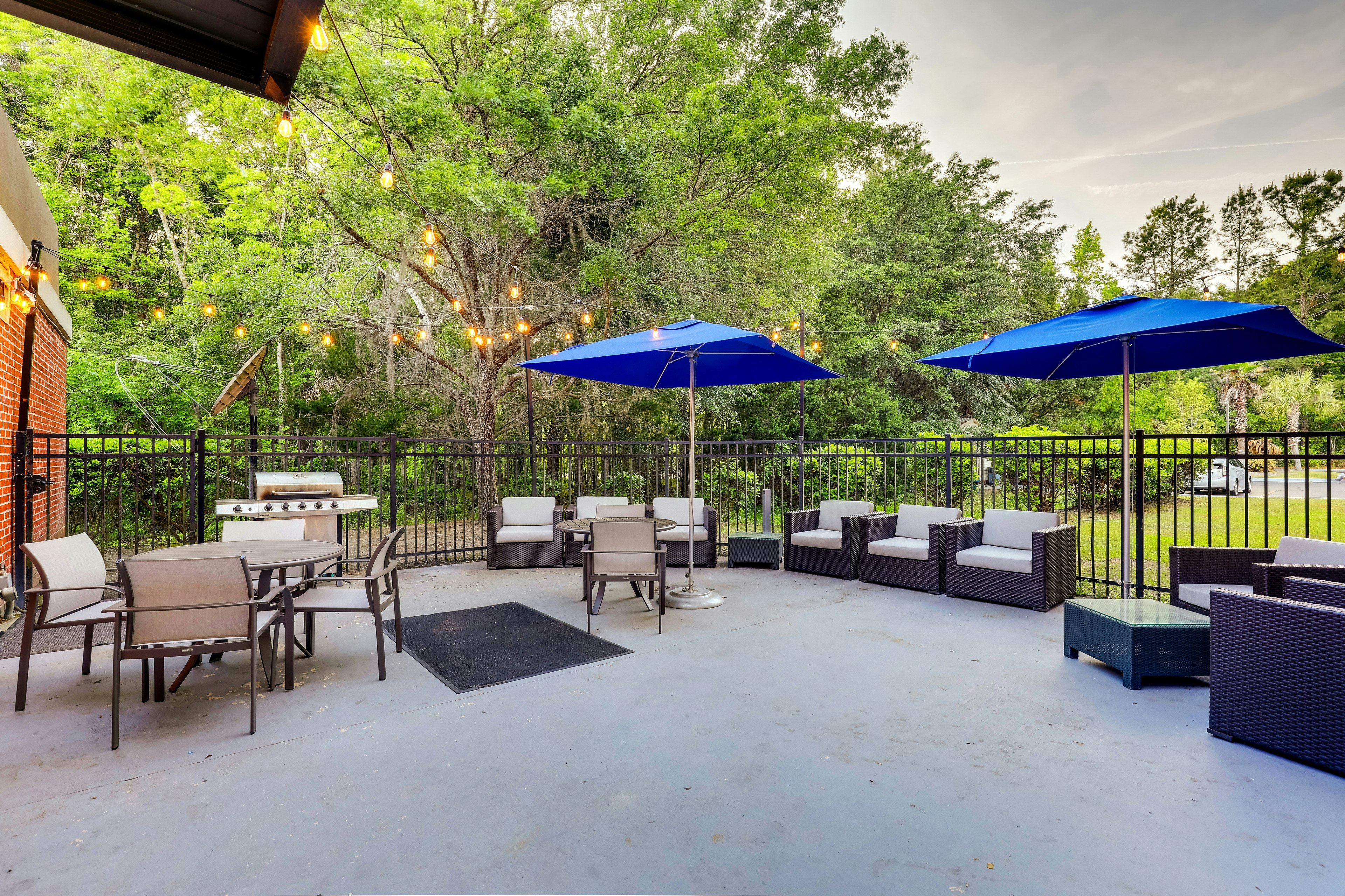 Holiday Inn Express Suites Hinesville East Fort Stewart 47/50
