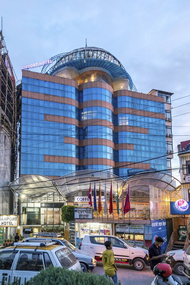 SUMMIT RESIDENCY AIRPORT HOTEL 3/48