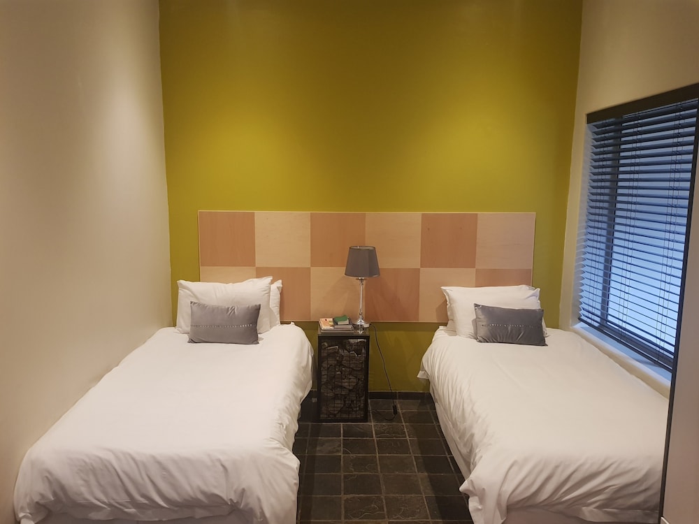 City Living Boutique Hotel 12/34