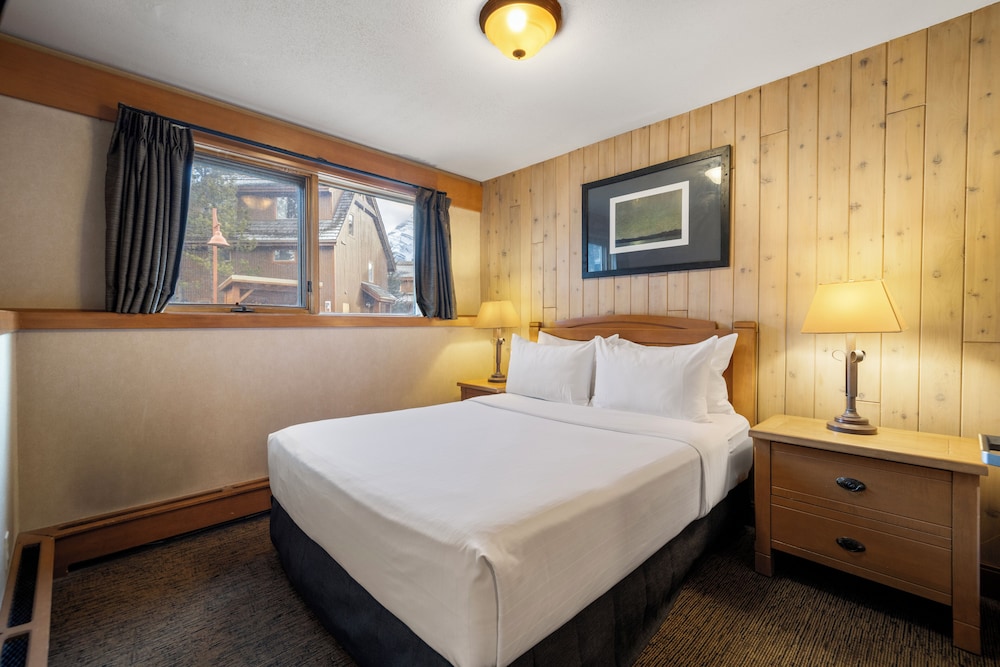 Hidden Ridge Resort 26/73