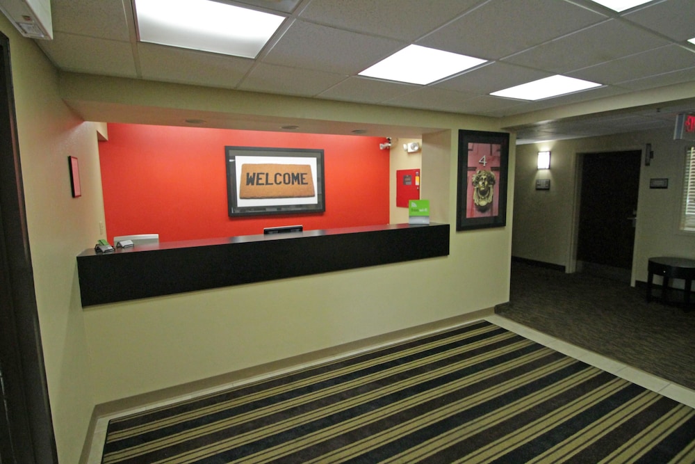 Studio 6 Corporate Extended Stay Amherst Buffalo NY 7/60