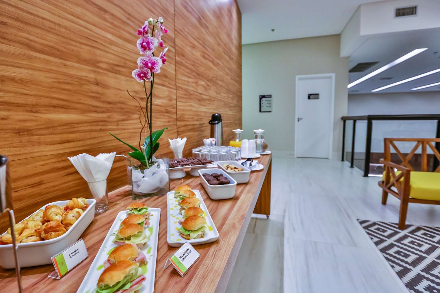 Summit Suites Pindamonhangaba 22/25