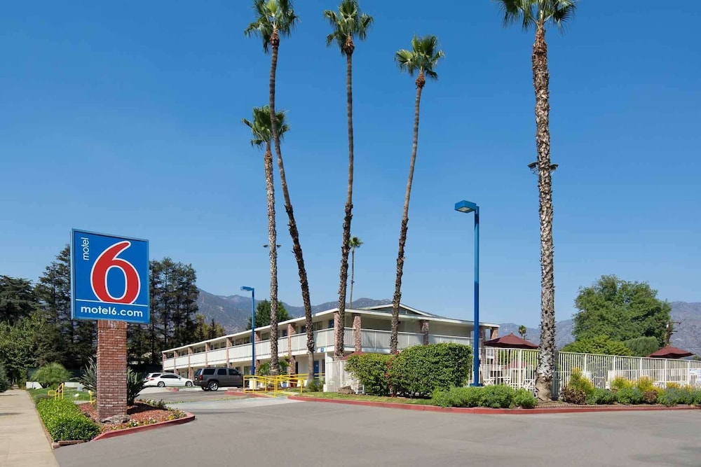 Motel6 Arcadia, CA - Los Angeles - Pasadena Area thumb 4