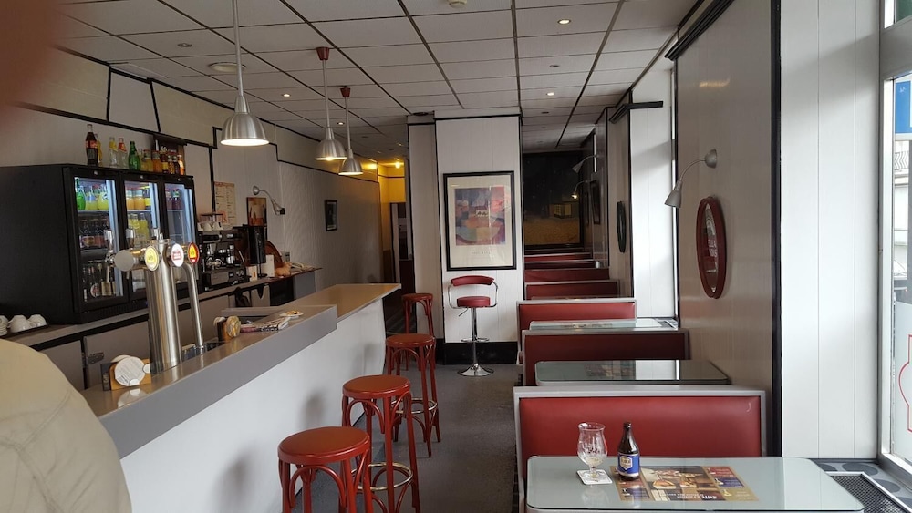 Hotel Le Clemenceau 28/45