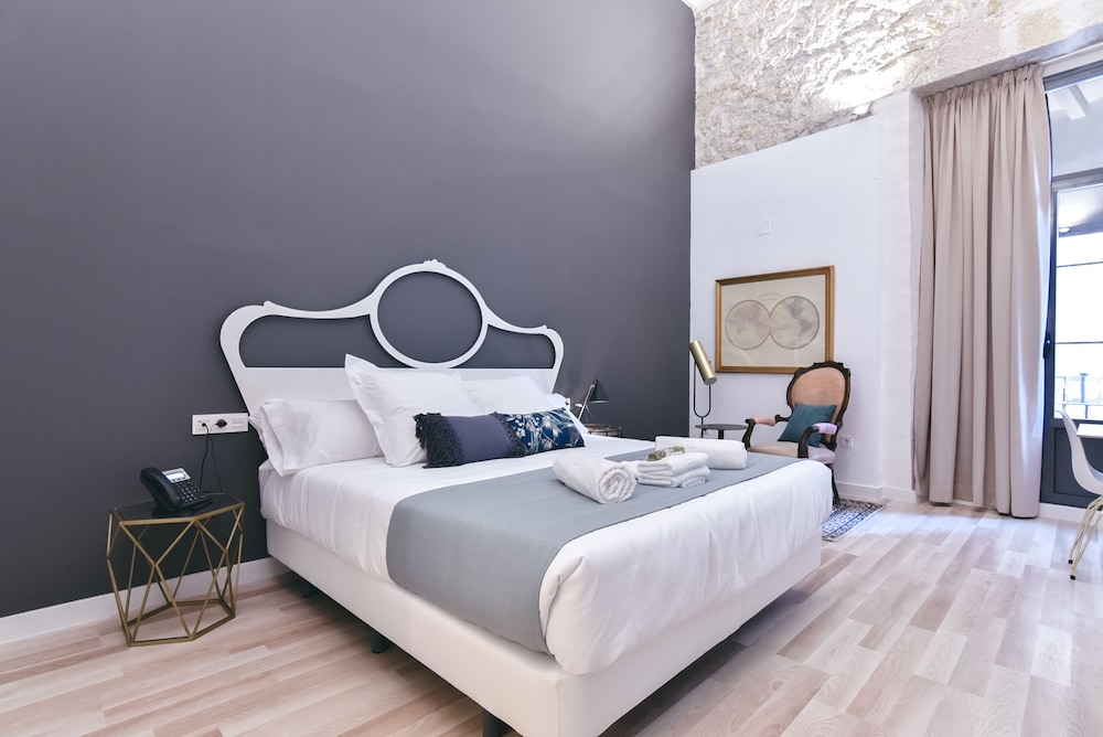Boutique Alicante Palacete S.Xvii 21/48