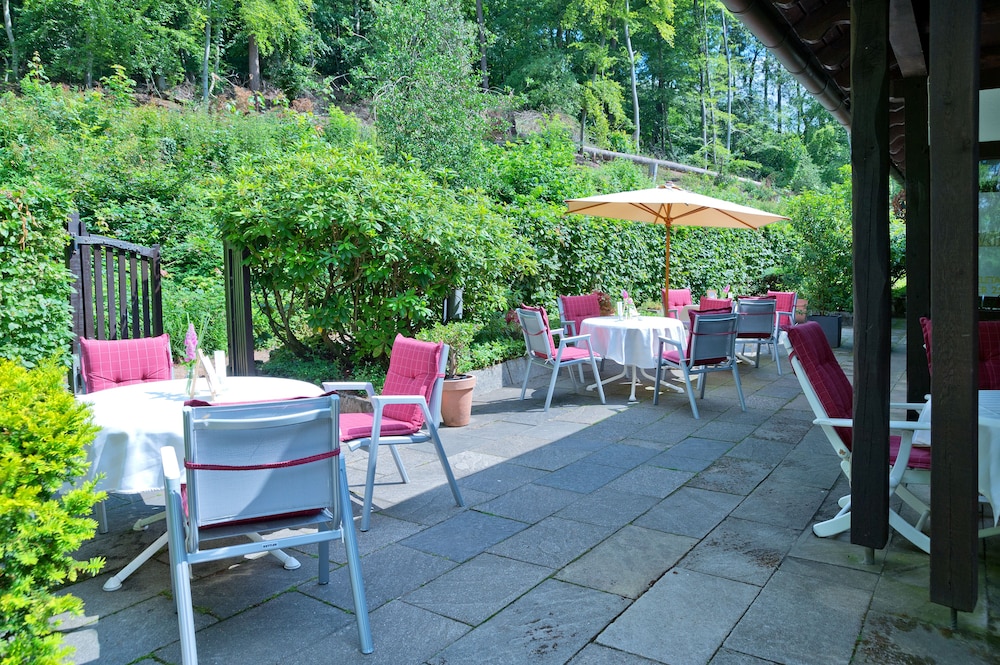 Romantik Waldhotel Mangold 44/66
