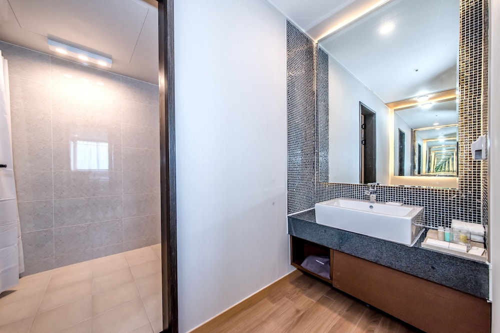 Hotel Shalom Jeju 47/47