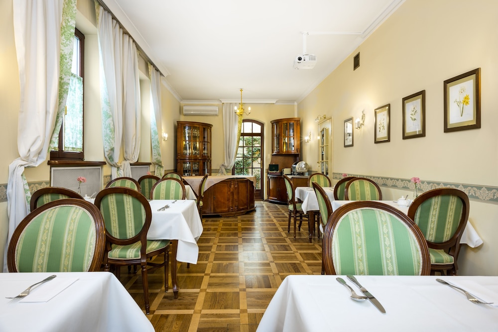 Hotel Maltanski 51/64