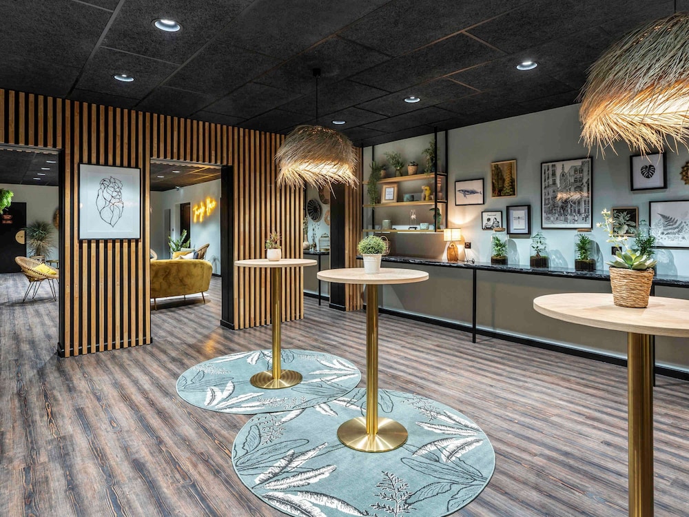 Mercure La Roche Sur Yon Centre 54/76