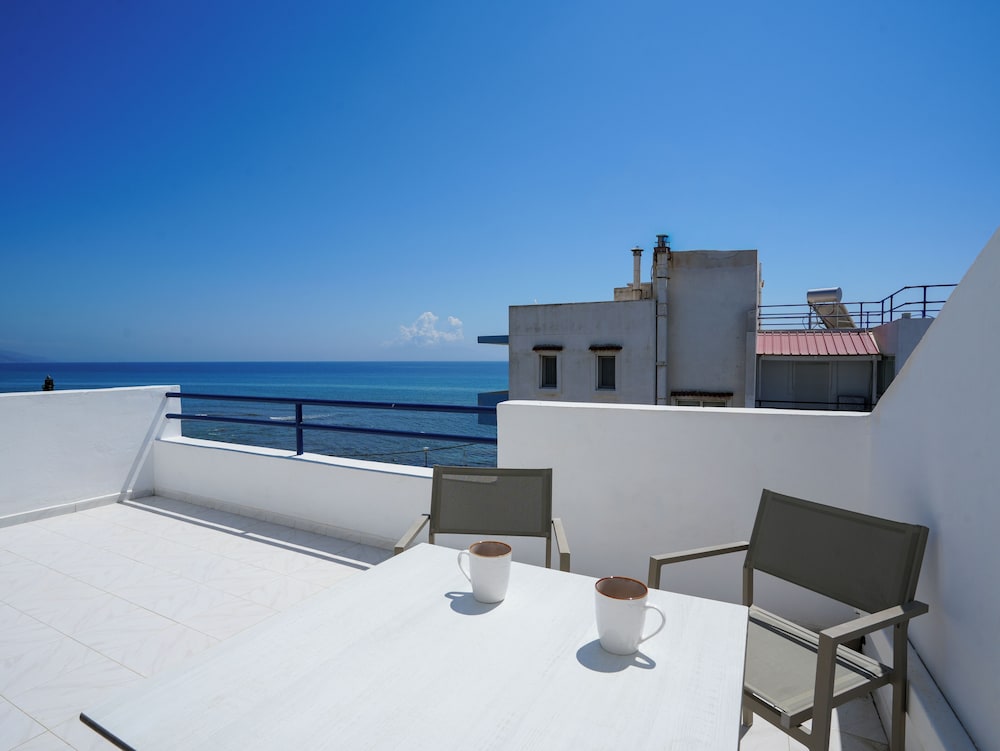Philippos Studios And Apartments 31/49