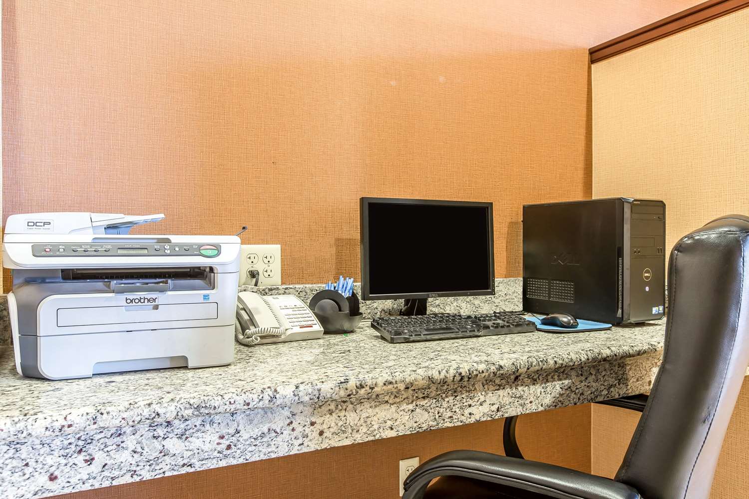 Comfort Inn & Suites San Bernardino 11/16