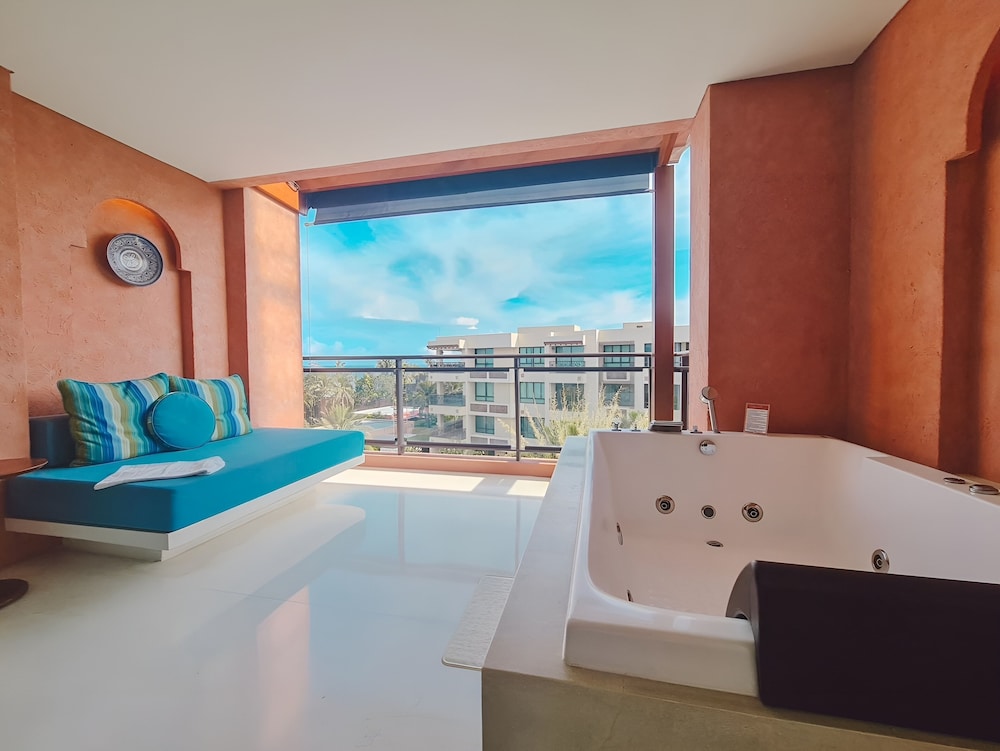 Marrakesh Hua Hin Resort And Spa 16/50