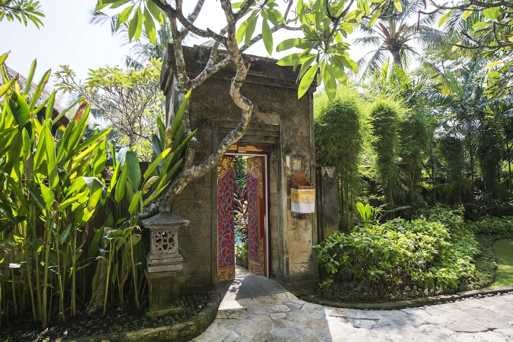 The Royal Beach Seminyak Bali Mgallery Collection 35/49