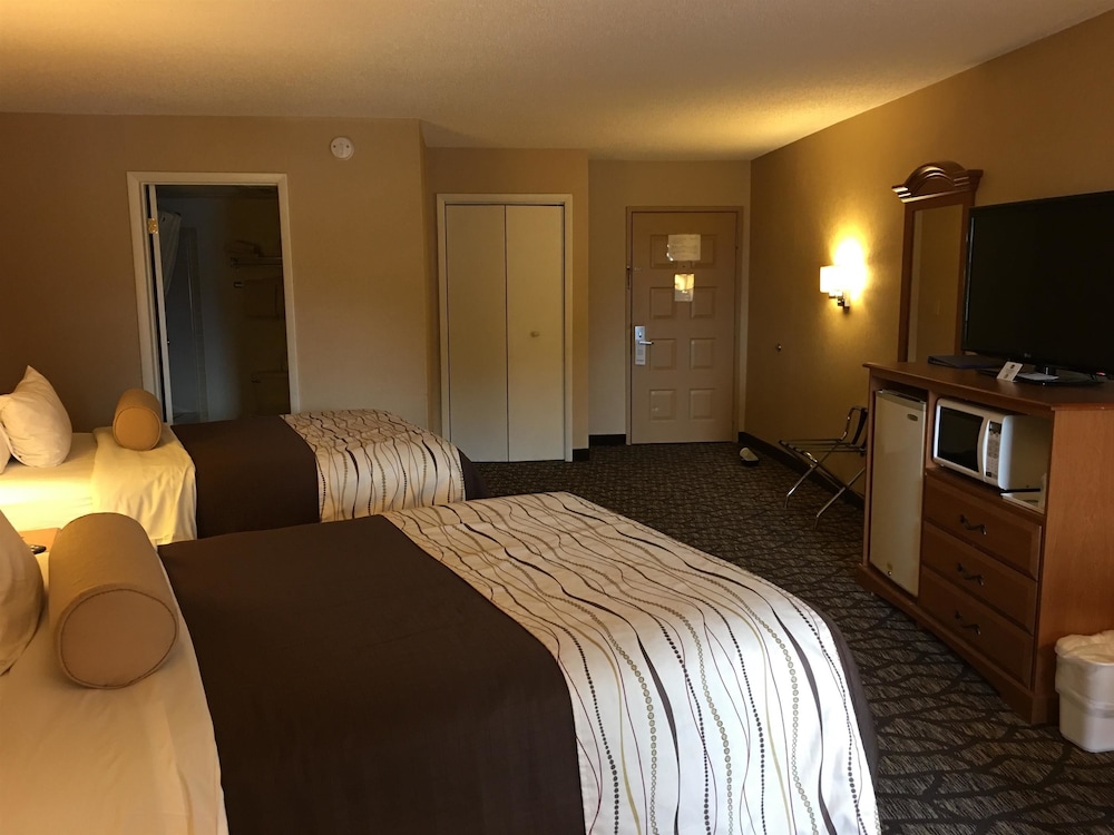 Best Western Clifton Park 9/33