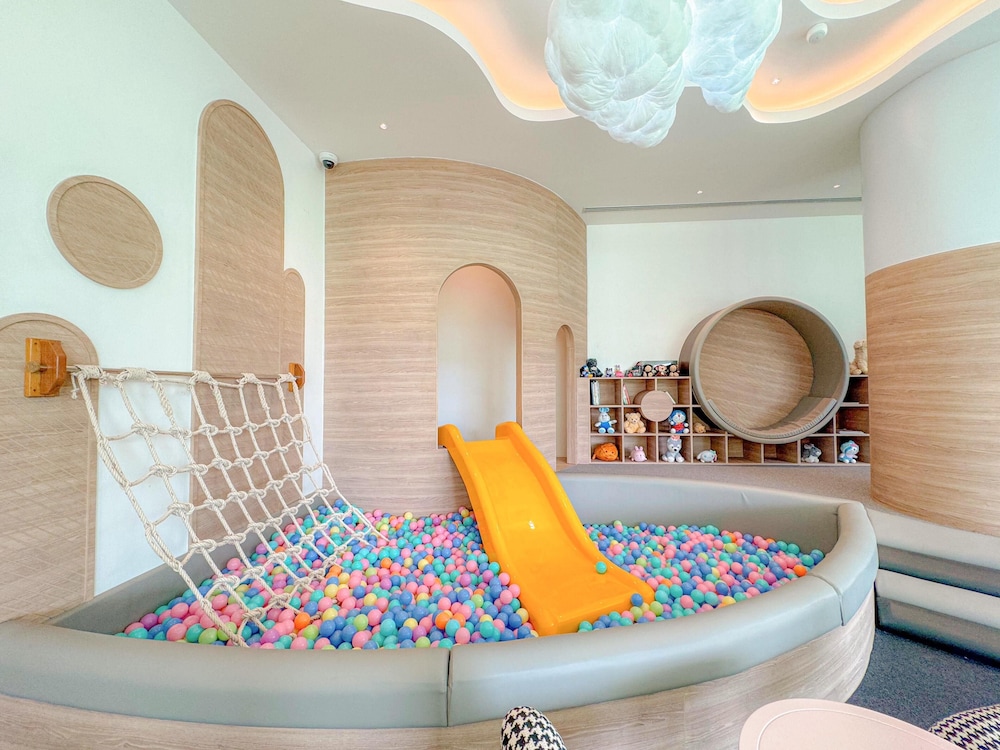 Radisson Resort Layan Phuket 68/75
