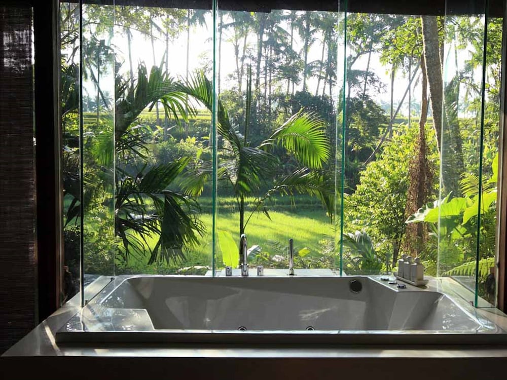 Swarapadi Villa 6/56